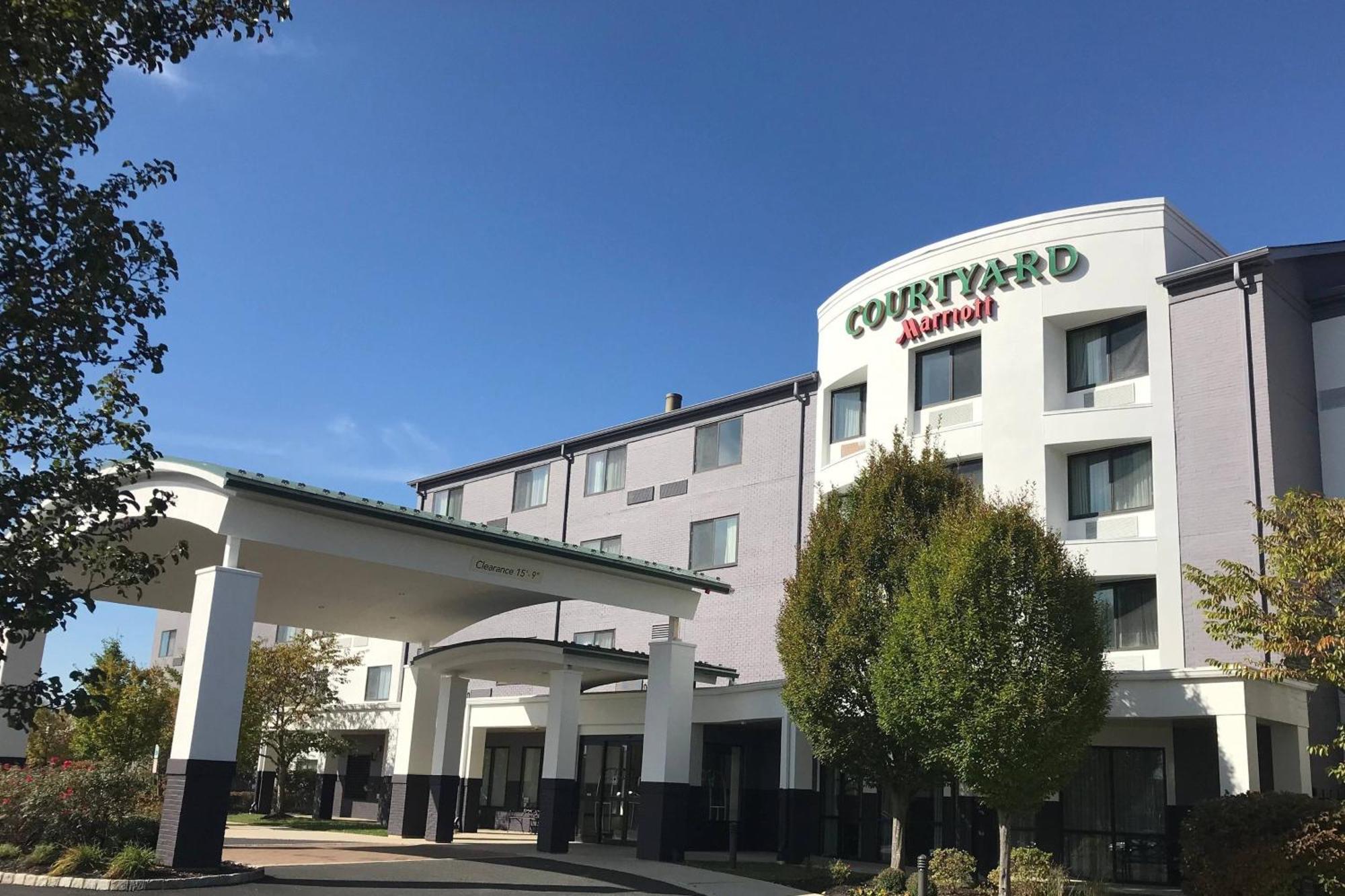 Courtyard Lehigh Valley/i-78 Hotel