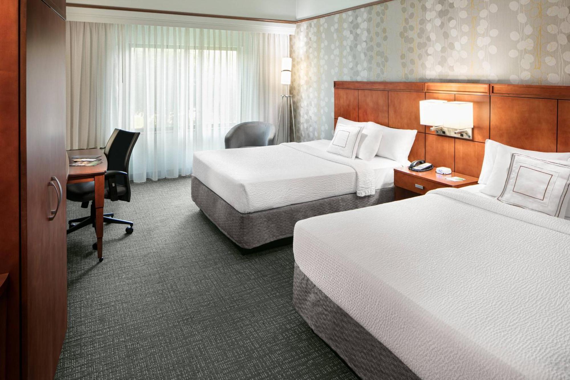 Courtyard Lehigh Valley/i-78 Hotel